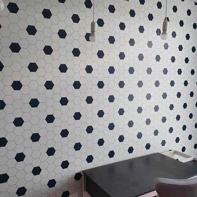 Geometric wallpaper installation — photo 2